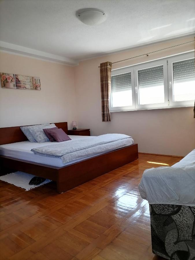 Apartmani Marijana Lozovac Exteriér fotografie